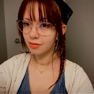 Meet your Posher, Aleah